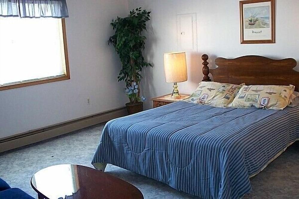 Aquarius Arms Motel photo 4