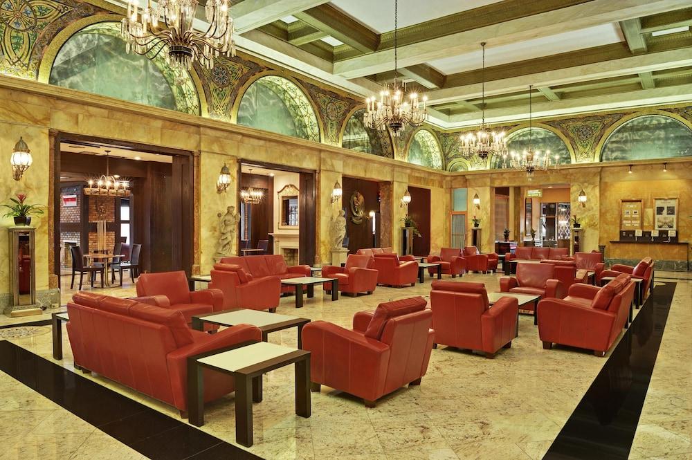 Congress Plaza Hotel photo 4