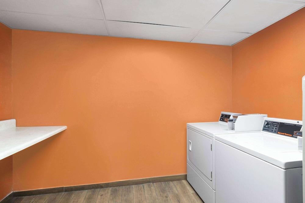 MainStay Suites Decatur River City photo 25