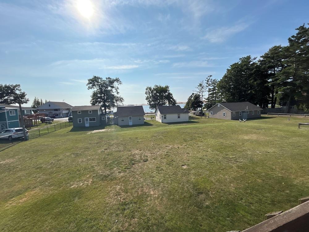 Silver Sands Hotel & Resort photo 18