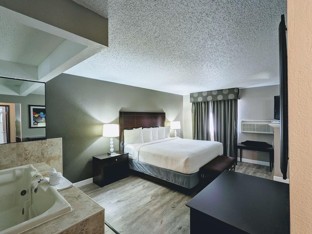 Spark by Hilton Eden Prairie photo 19