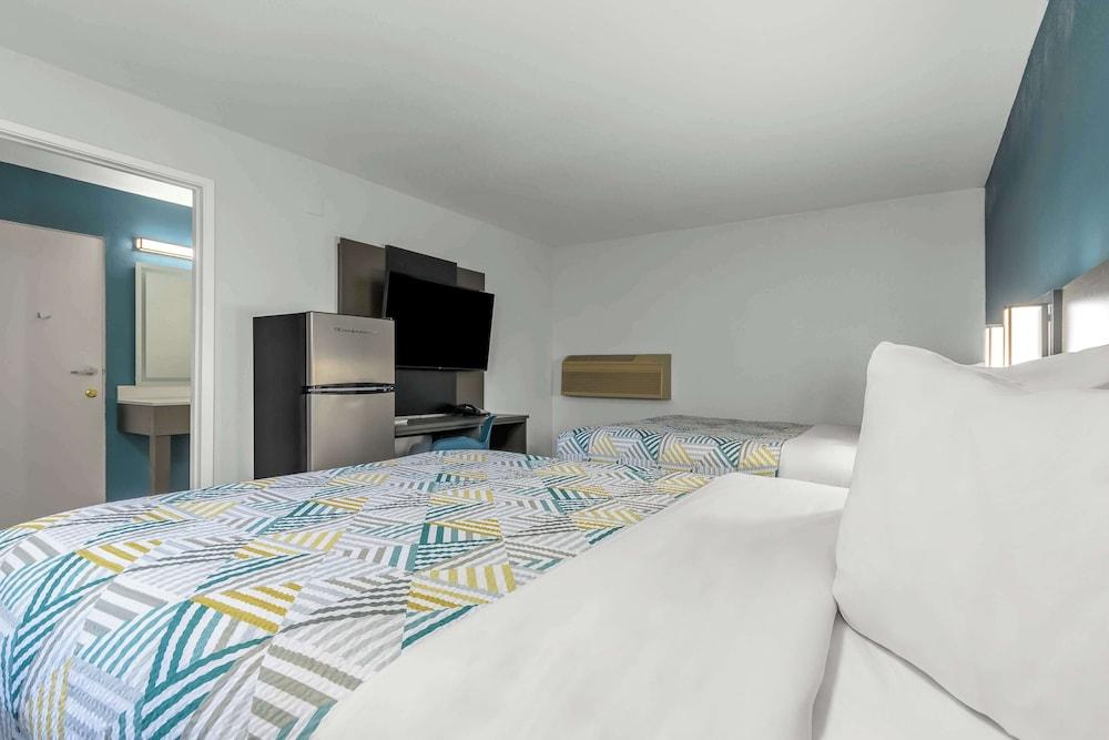 Studio 6 Suites Madera, California - Yosemite photo 7