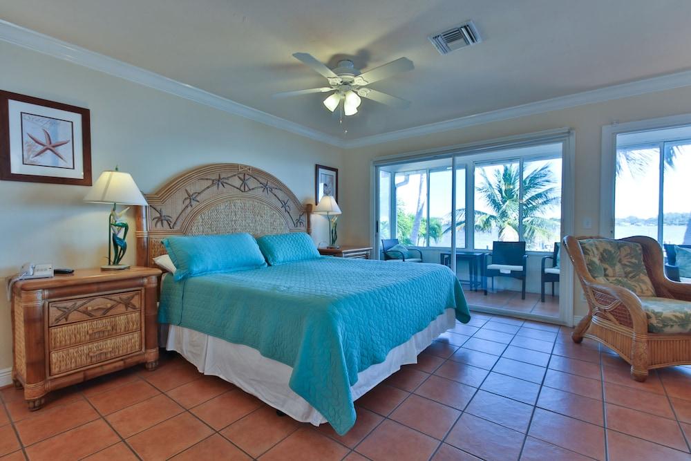 Tortuga Inn Beach Resort photo 99