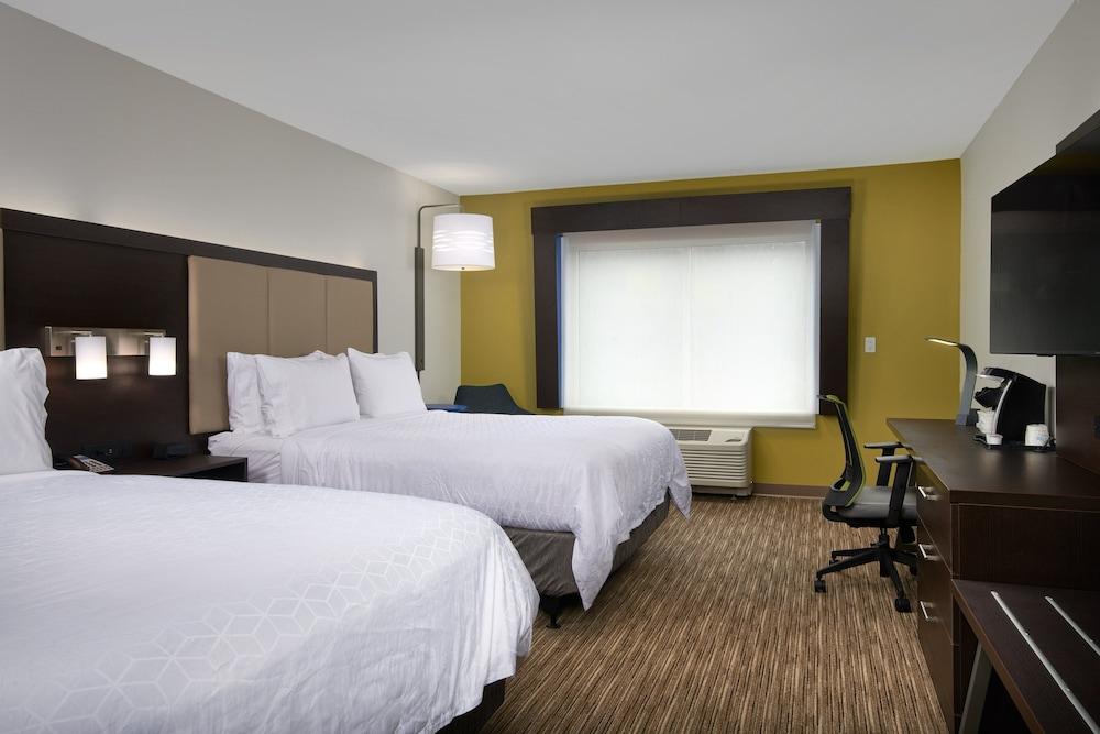 Holiday Inn Express Amherst - Lockport by IHG photo 15