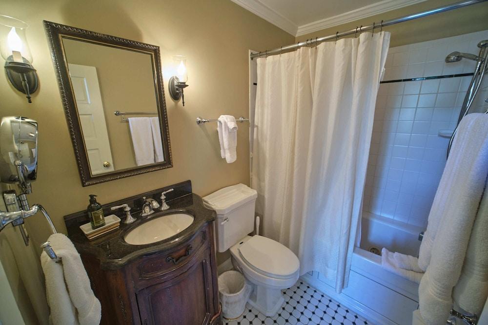 The Inn on Negley photo 51