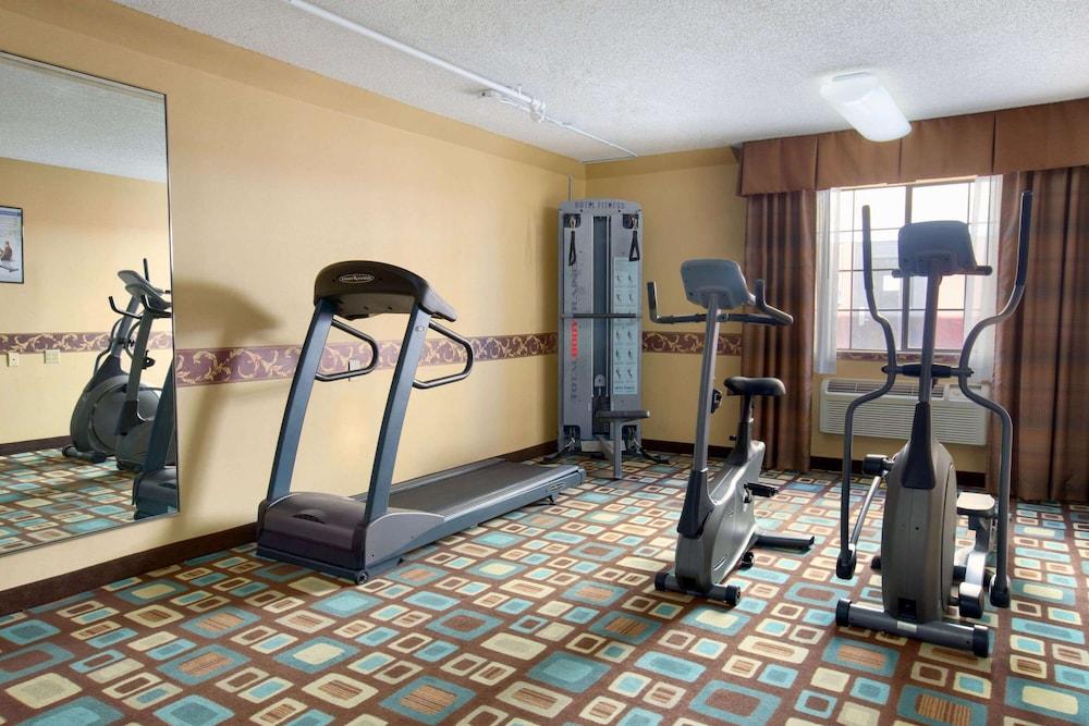 Baymont by Wyndham Oklahoma City Airport photo 15
