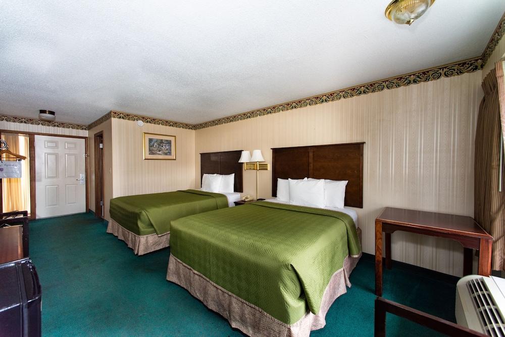 Ozarka Lodge photo 23