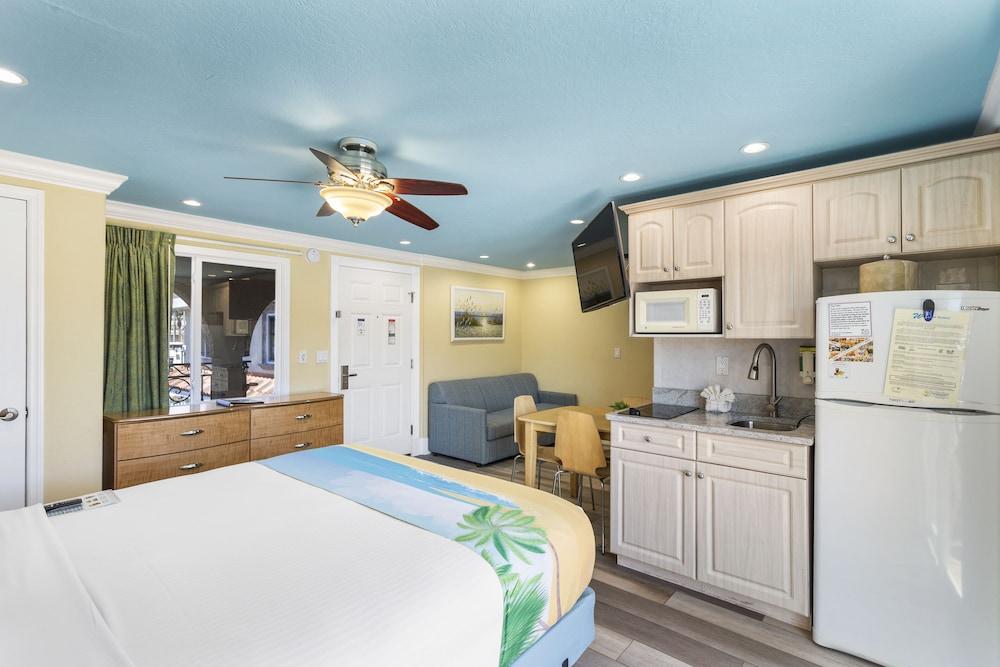 Bayview Plaza Waterfront Resort photo 63