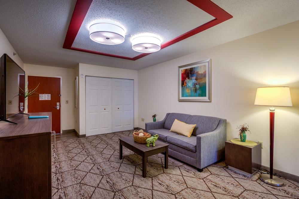 Best Western Nittany Inn Milroy photo 10