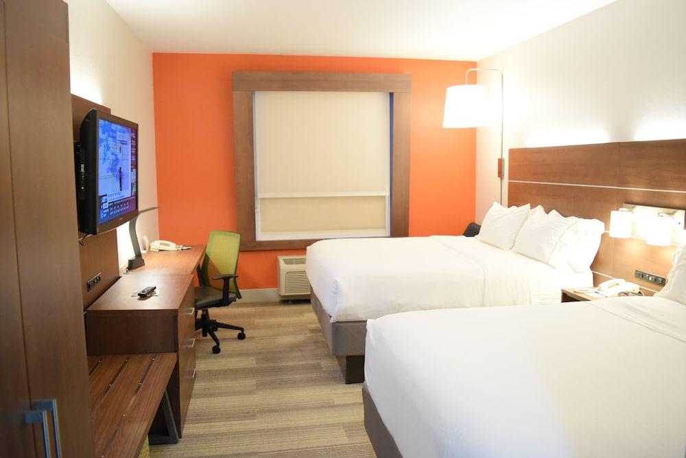 Holiday Inn Express Hotel & Suites West I 10 by IHG photo 42