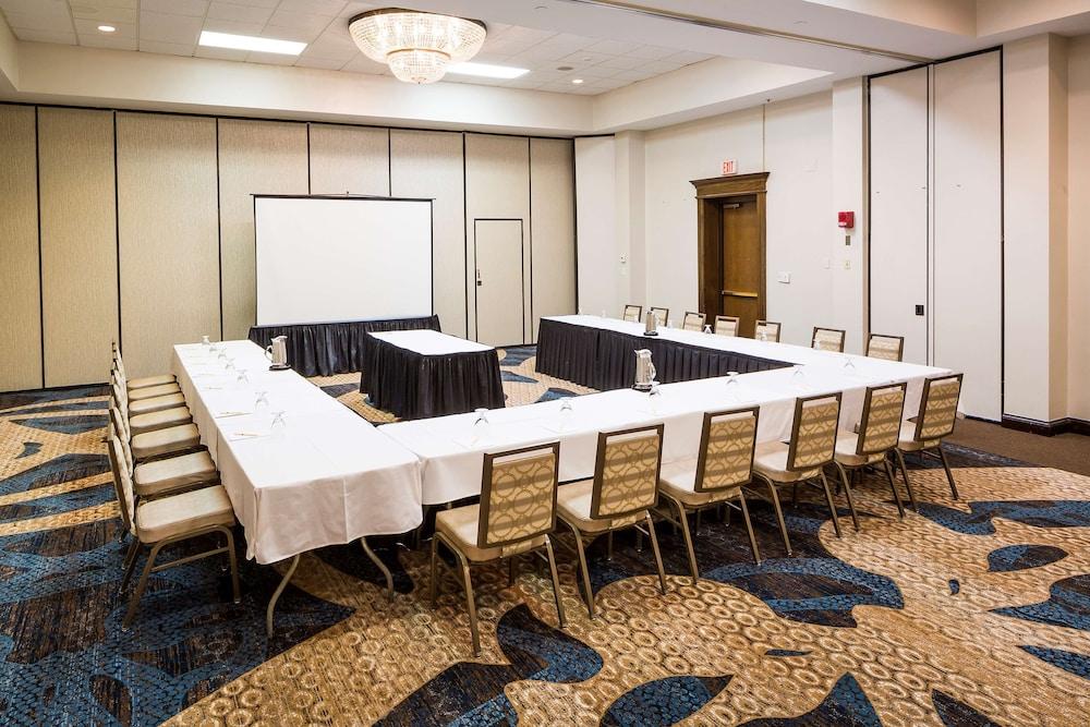 DoubleTree by Hilton Boston - Milford photo 5