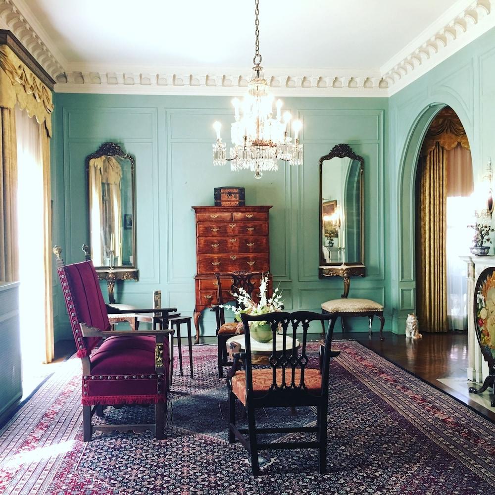 The Inn at Irwin Gardens photo 16