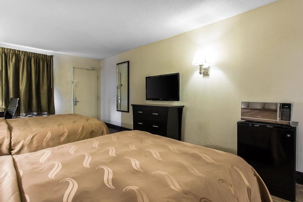 Quality Inn Goose Creek - Charleston photo 18