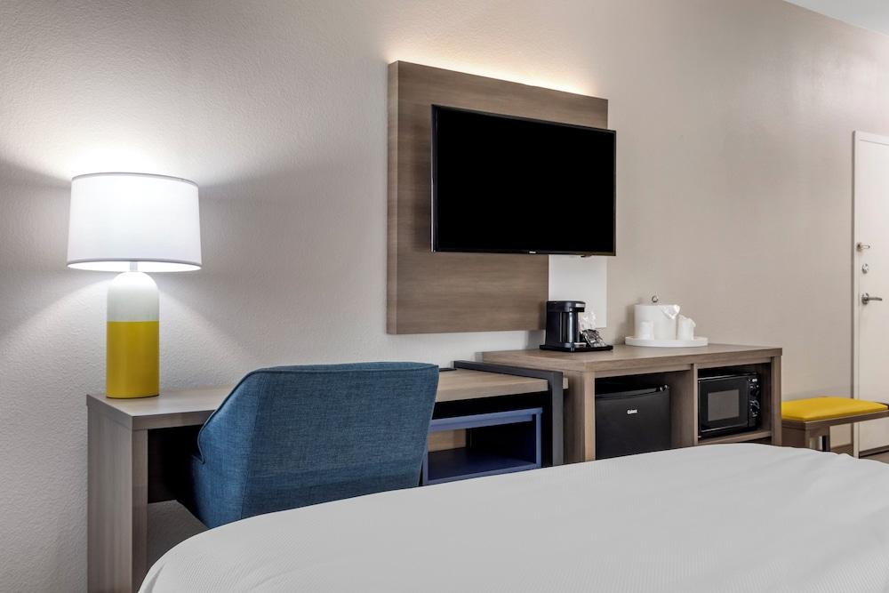 Comfort Inn - Weatherford photo 7