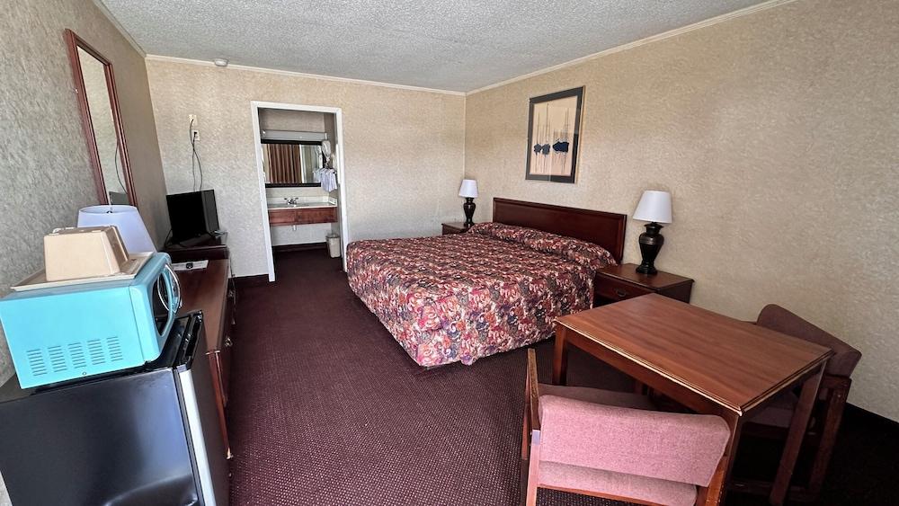 Botkins motel photo 17