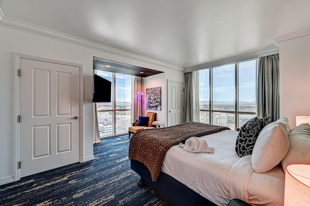 Suite Hub LV at Signature Sphere View photo 40