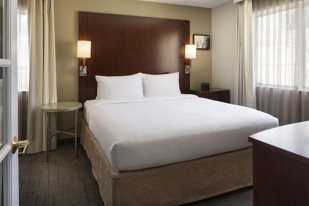 Residence Inn by Marriott Pleasant Hill photo 6