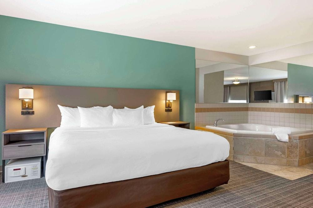 Comfort Suites French Lick photo 18