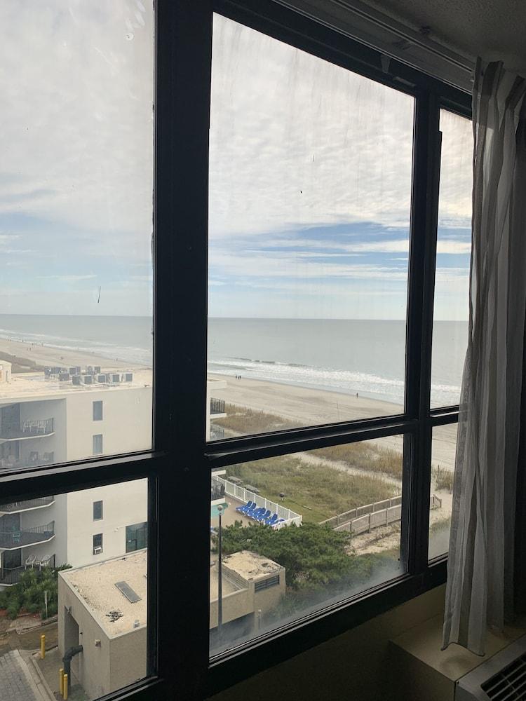 Sun N Sand Resort photo 25