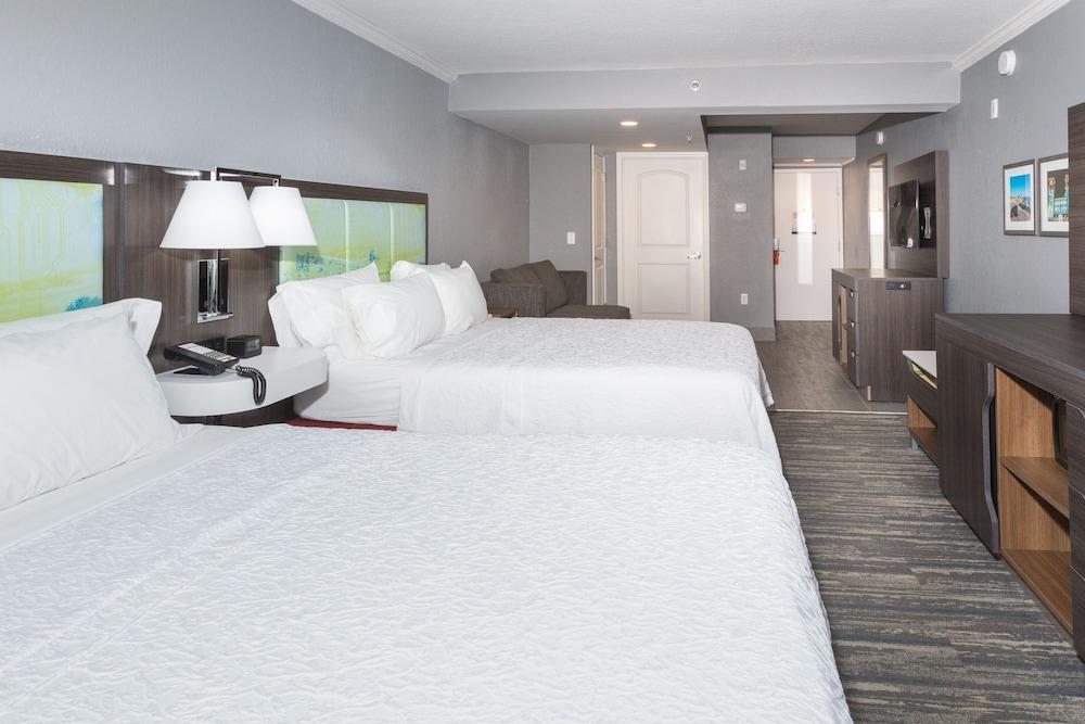 Hampton Inn St. Augustine Beach photo 5