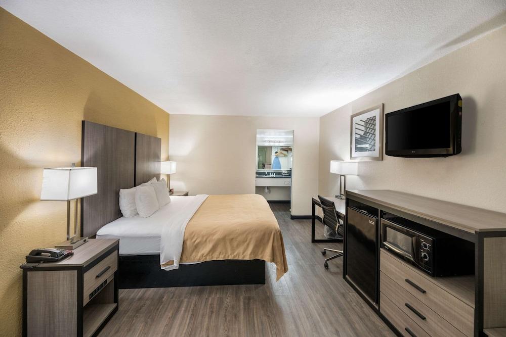 Quality Inn Fort Stockton photo 6