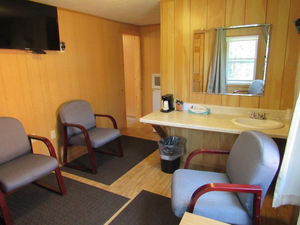 Acadia Gateway Motel photo 50