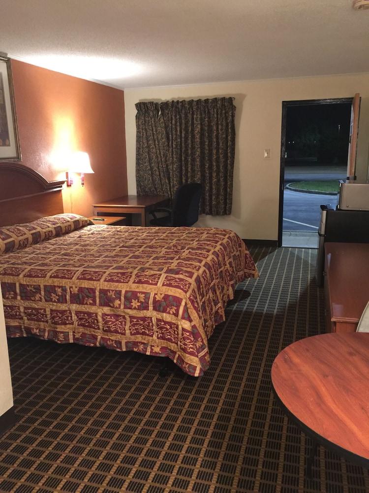 Ingleside Motel photo 8