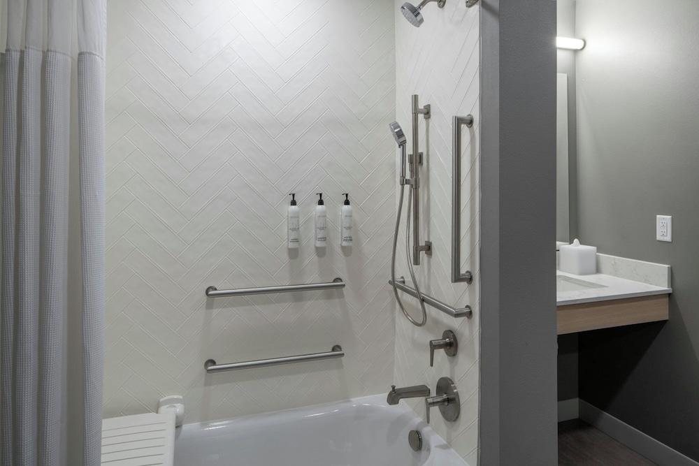 Towneplace Suites By Marriott Surprise Prasada photo 15