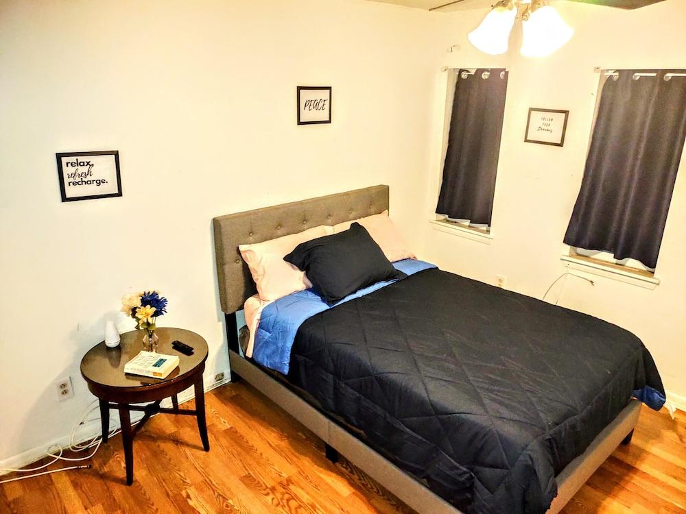 HarlemHouse photo 1