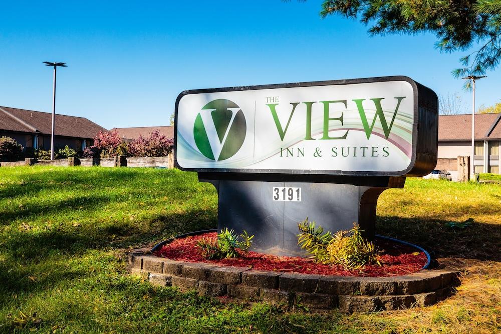 The View Inn & Suites photo 12