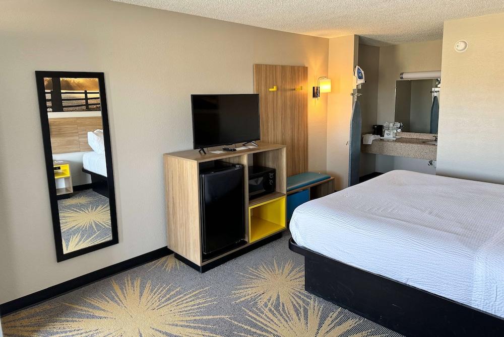 Days Inn by Wyndham Cloverdale Greencastle photo 27