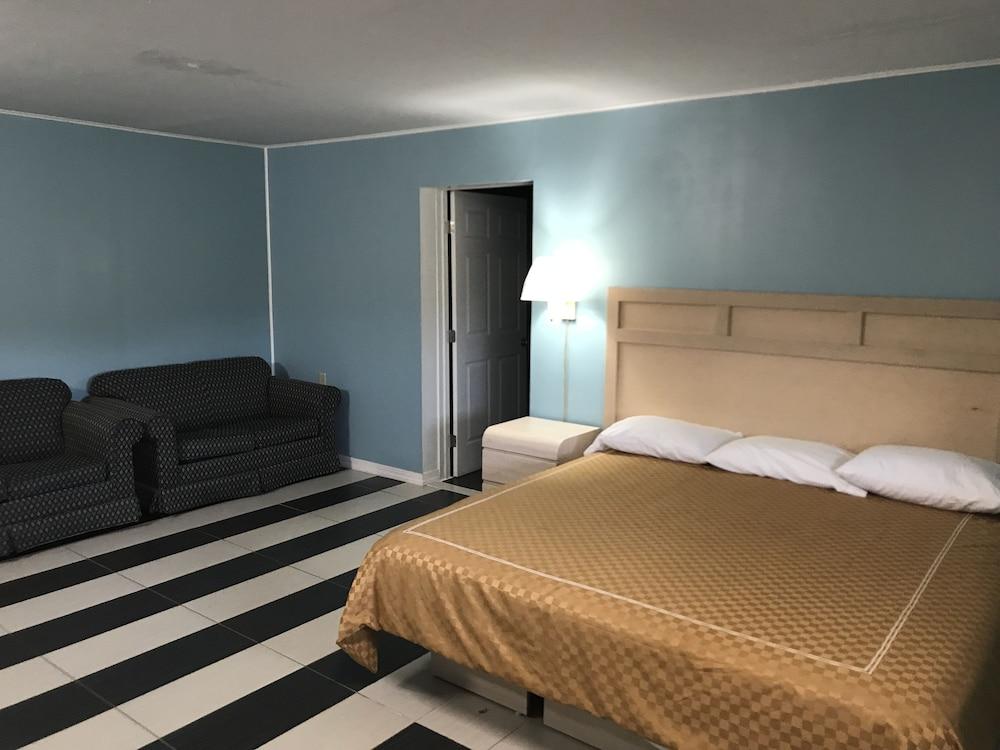Apollo Inn Motel photo 20