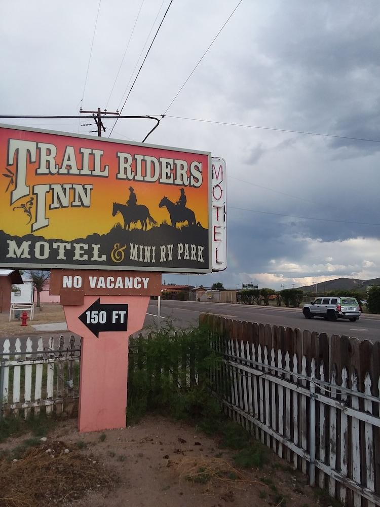 Trail Rider's Inn photo 23