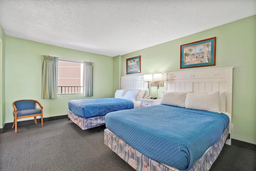 Sand Dunes Resort and Suites photo 15