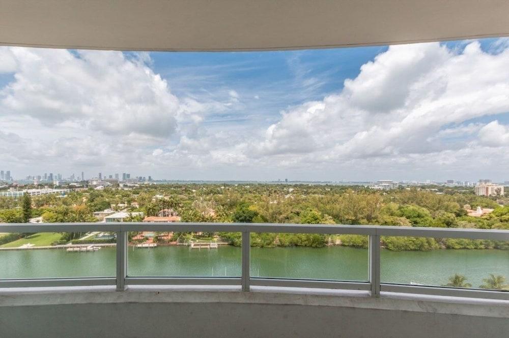 Fonttrebvsjs - Unit 1117 1 Bedroom Condo by RedAwning photo 36