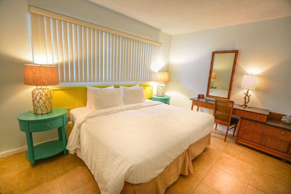 Sea Cliff Motel photo 30