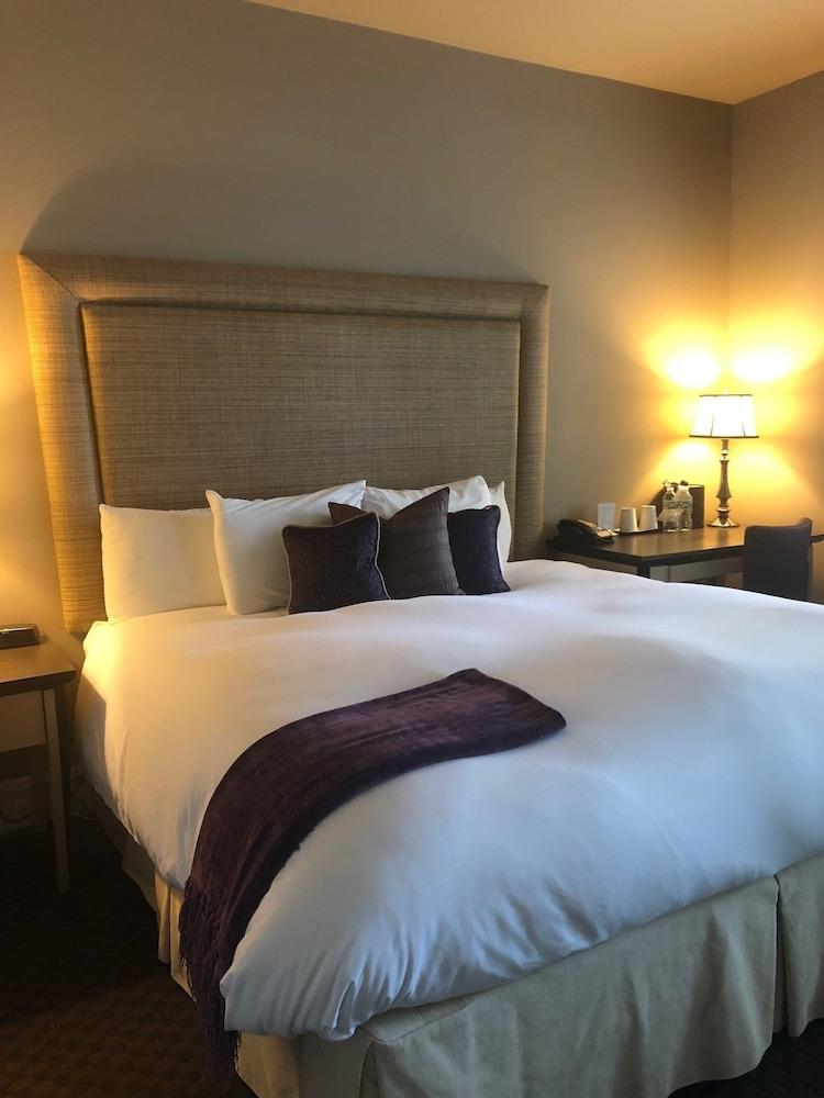 Blue Bay Inn photo 32
