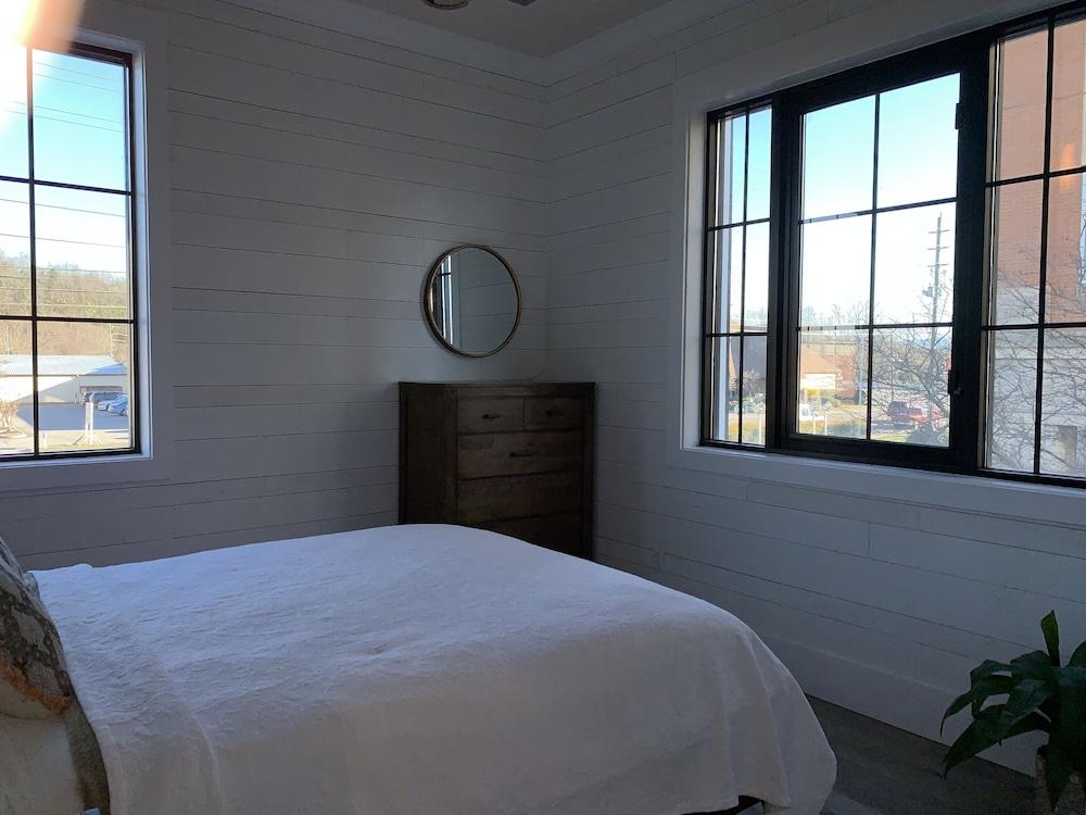 The Historic Central Hotel, a New Hotel Collection Property photo 7
