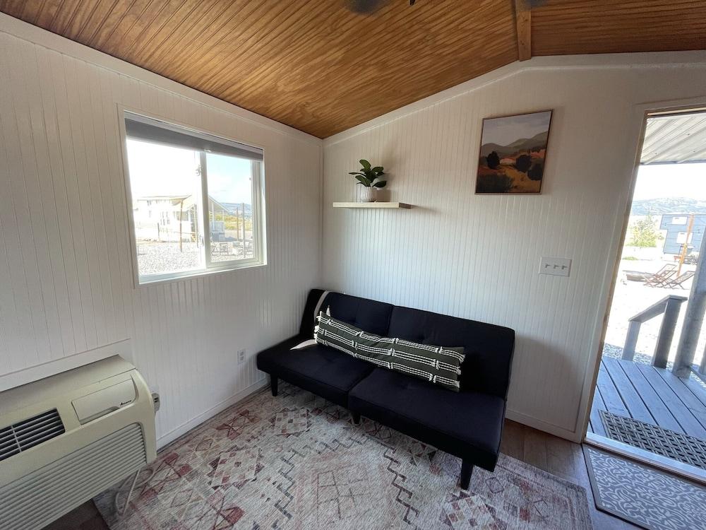Trail and Hitch Tiny Home Hotel and RV photo 87