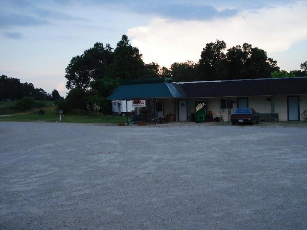 Comfort Green Motel photo 41