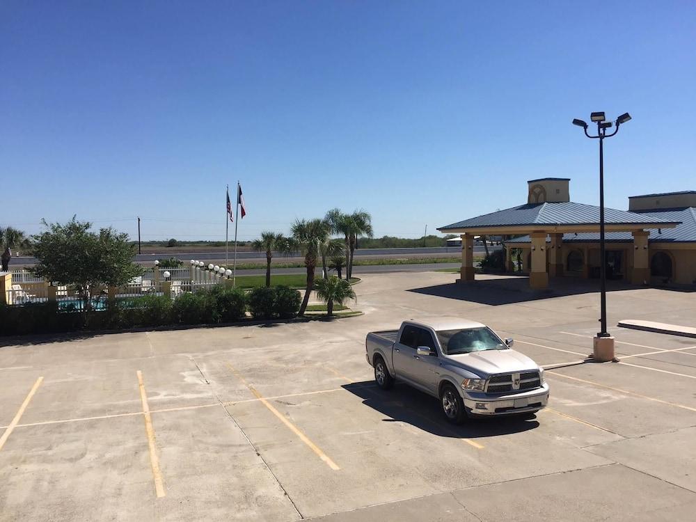 Americas Best Value Inn Bishop Kingsville photo 6