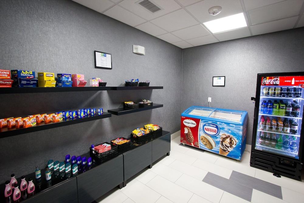 Holiday Inn Express & Suites Austin NW - Lakeway by IHG photo 18