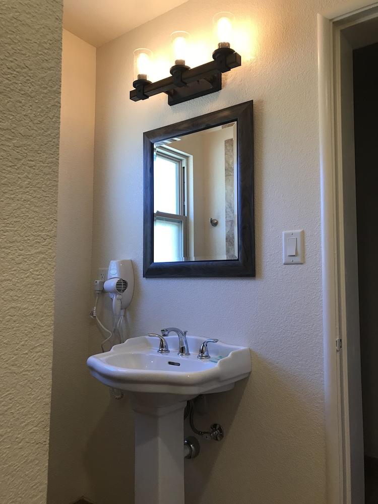 The Village at Highlands Ranch photo 21