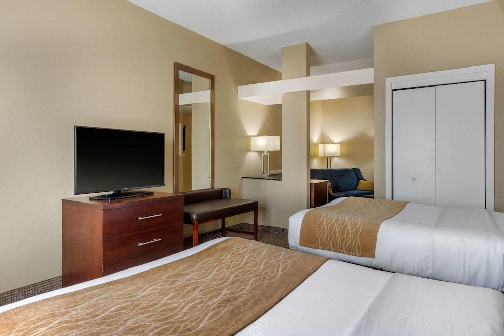 Comfort Inn & Suites Camden photo 33