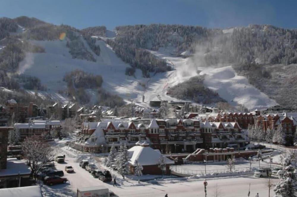 The Aspen Mountain Residences photo 48