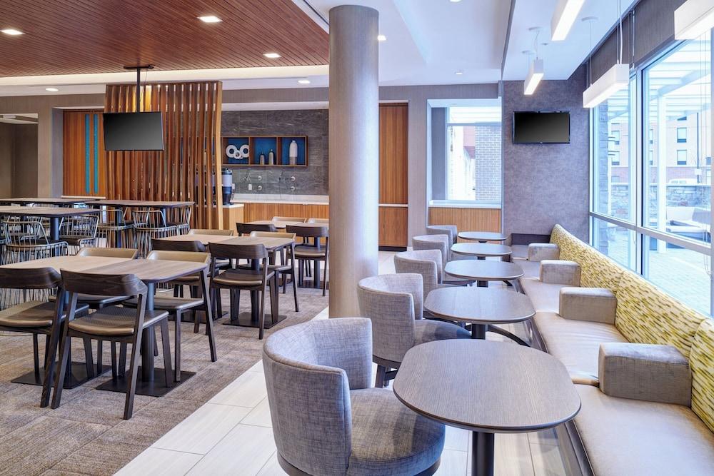SpringHill Suites by Marriott Wixom Novi photo 4
