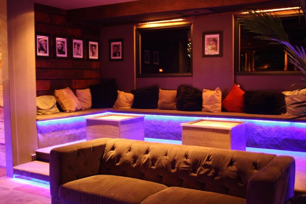 The Empress Hotel & Adult Nightclub photo 21