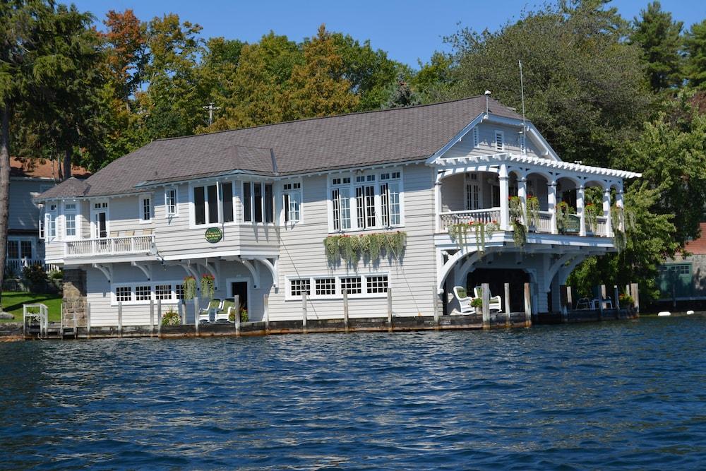 Boathouse Waterfront Lodging photo 47