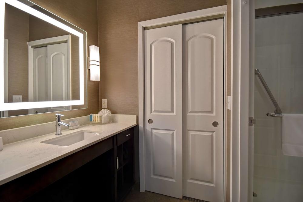 Homewood Suites By Hilton Houston IAH Airport Beltway 8 photo 3