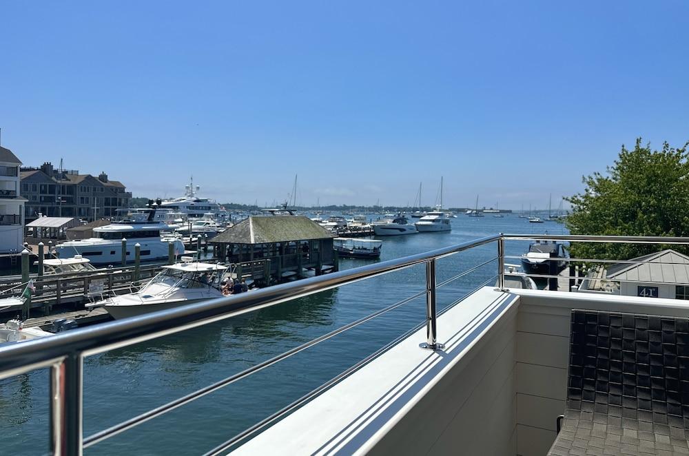 Harborside Inn photo 13